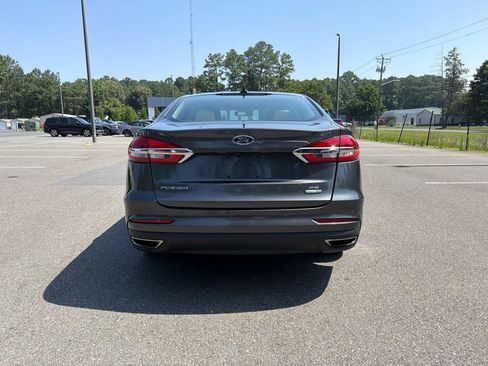 Used 2020 Ford Fusion SE AWD/4WD image 15