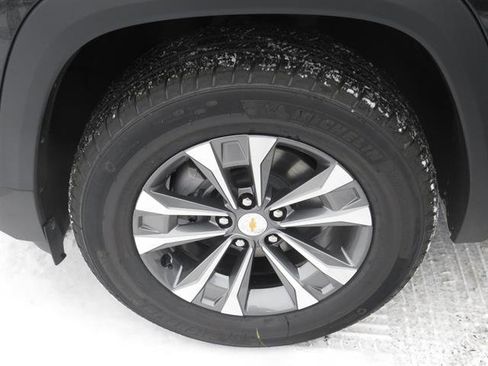 New 2026 Chevrolet Equinox LT w/ Convenience Package II image 8