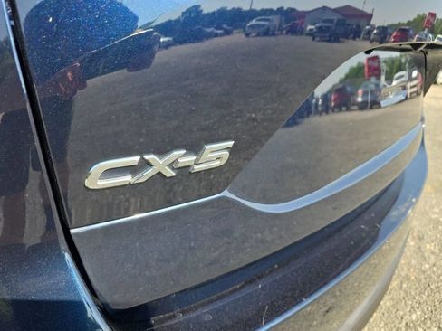 Used 2018 MAZDA CX-5 Touring w/ Preferred Equipment Package FWD image 11