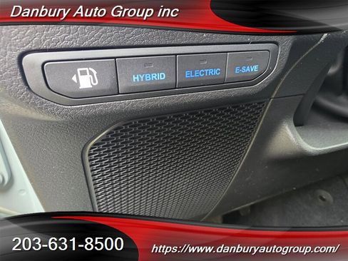 Used 2024 Jeep Wrangler Unlimited Sahara image 11