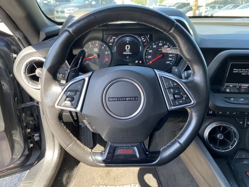 Used 2016 Chevrolet Camaro SS RWD image 10