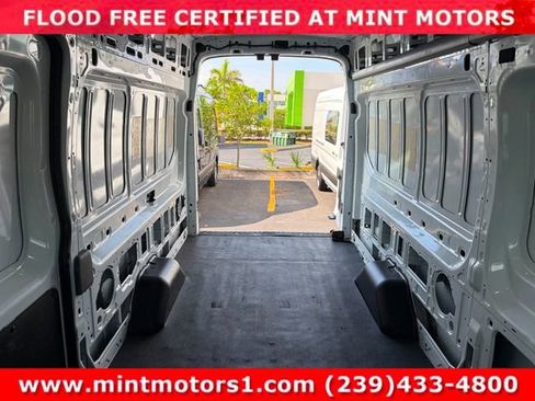 Used 2022 Ford Transit 250 148 High Roof Extended RWD image 31
