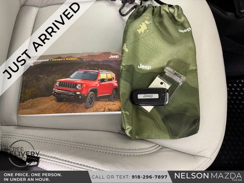 Used 2023 Jeep Renegade Latitude AWD/4WD image 48