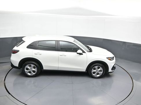 Used 2023 Honda HR-V LX image 35