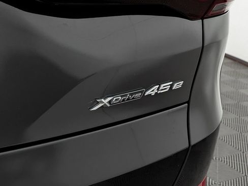 Used 2022 BMW X5 xDrive45e w/ Executive Package image 12