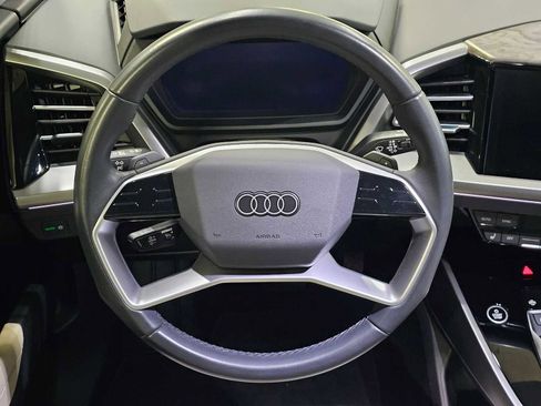 Used 2023 Audi Q4 e-tron Premium Plus w/ Premium Plus image 21