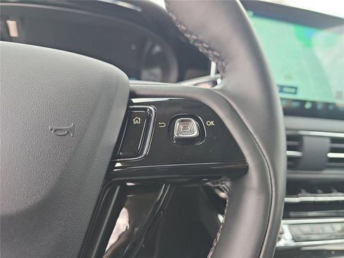 New 2026 Lincoln Corsair Reserve FWD image 21