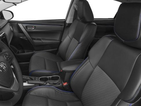 Used 2017 Toyota Corolla LE w/ Body Protection Package FWD image 9