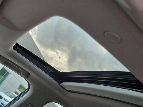 Used 2024 Honda CR-V EX image 18