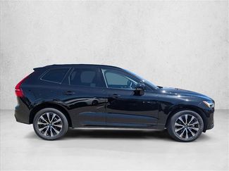 Used 2024 Volvo XC60 B5 Core w/ Protection Package Premier AWD/4WD video 4
