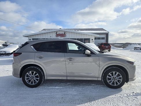Used 2025 MAZDA CX-5 AWD 2.5 S w/ Preferred Package image 9