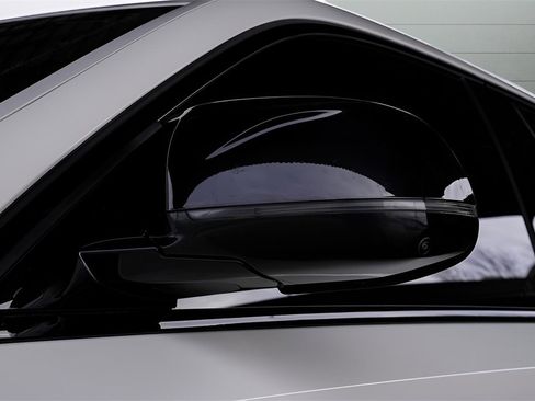 Used 2024 BMW X6 M60i image 22