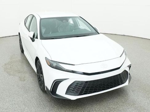 New 2026 Toyota Camry SE image 28