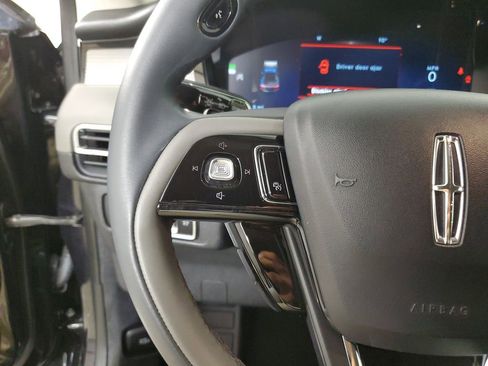 Used 2023 Lincoln Corsair AWD image 24