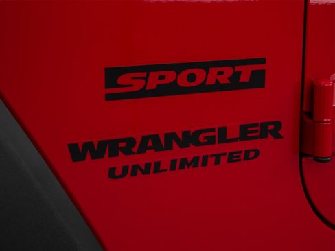 Used 2016 Jeep Wrangler Unlimited Rubicon w/ Connectivity Group AWD/4WD image 54