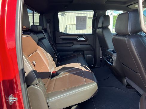 Used 2024 GMC Sierra 1500 Denali AWD/4WD image 29