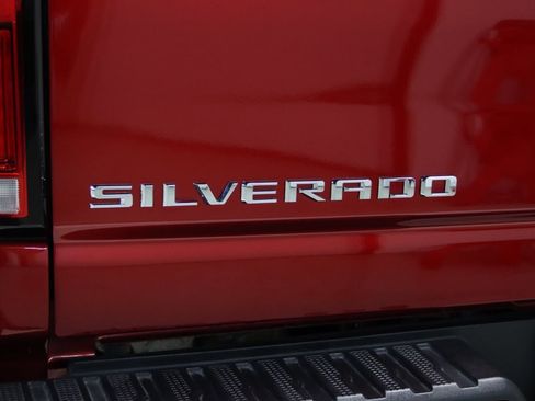 Used 2025 Chevrolet Silverado 2500 High Country w/ Technology Package image 17