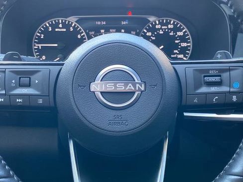 Used 2025 Nissan Pathfinder SL w/ SL Premium Package AWD/4WD image 23