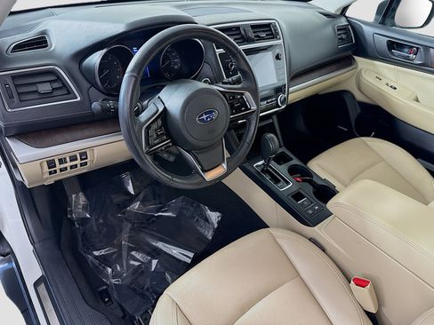 Used 2019 Subaru Outback 3.6R Limited AWD/4WD image 23