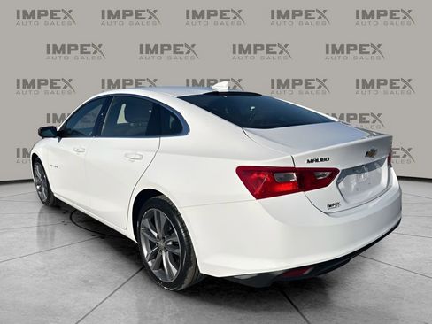 Used 2023 Chevrolet Malibu LT image 3