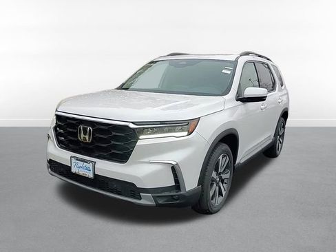 New 2025 Honda Pilot Touring image 22