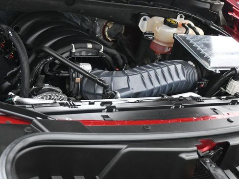 Used 2021 Chevrolet Tahoe Z71 w/ Z71 Off-Road Package image 28