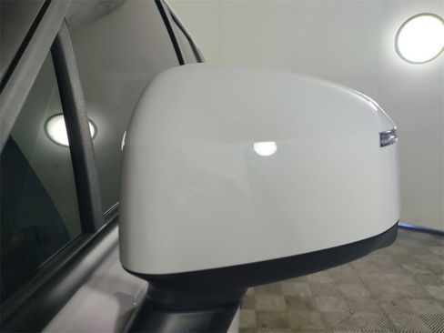 Used 2025 Hyundai Santa Fe Limited image 12