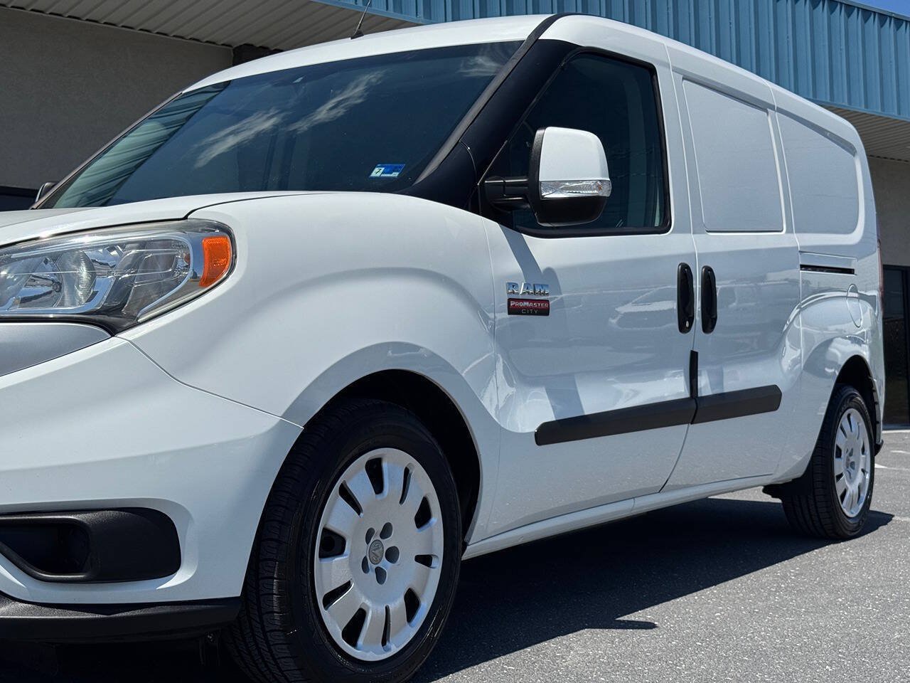 Used 2020 RAM ProMaster City Tradesman SLT FWD image 42