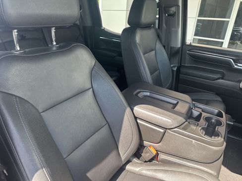 Used 2024 GMC Sierra 1500 SLT AWD/4WD image 31