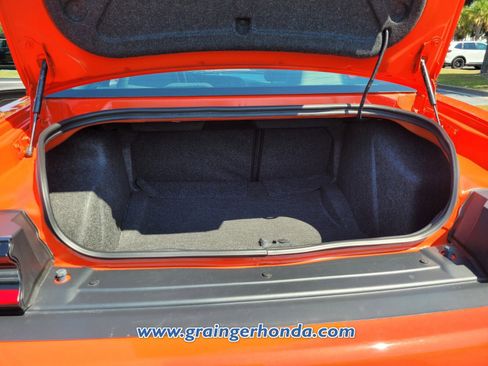 Used 2023 Dodge Challenger R/T w/ Plus Package image 13