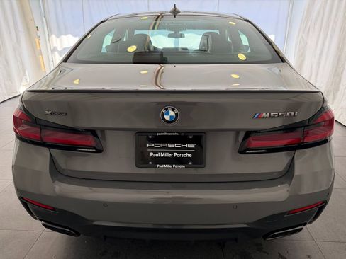 Used 2021 BMW M550i xDrive w/ Dynamic Handling Package AWD/4WD image 8