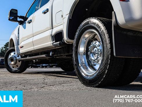 Used 2024 Ford F450 Limited image 17