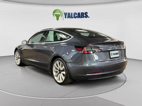 Used 2020 Tesla Model 3 Standard Range RWD image 3