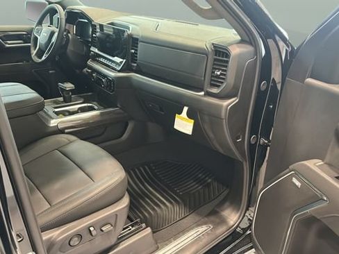 New 2026 Chevrolet Silverado 1500 LTZ w/ LTZ Convenience Package II AWD/4WD image 18