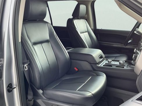 Certified 2023 Ford Expedition Max XLT image 14