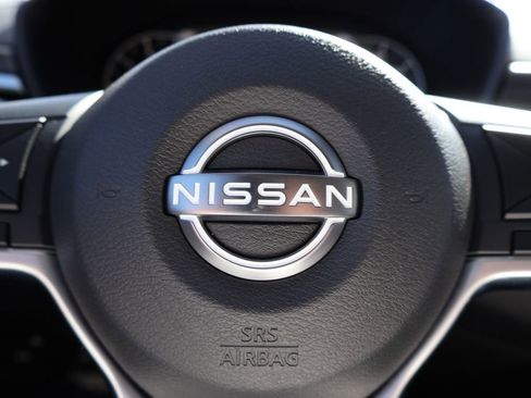 Used 2025 Nissan Altima 2.5 SV FWD image 26