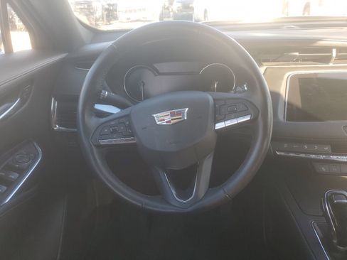 Certified 2023 Cadillac XT4 Luxury w/ Cold Weather Package image 11