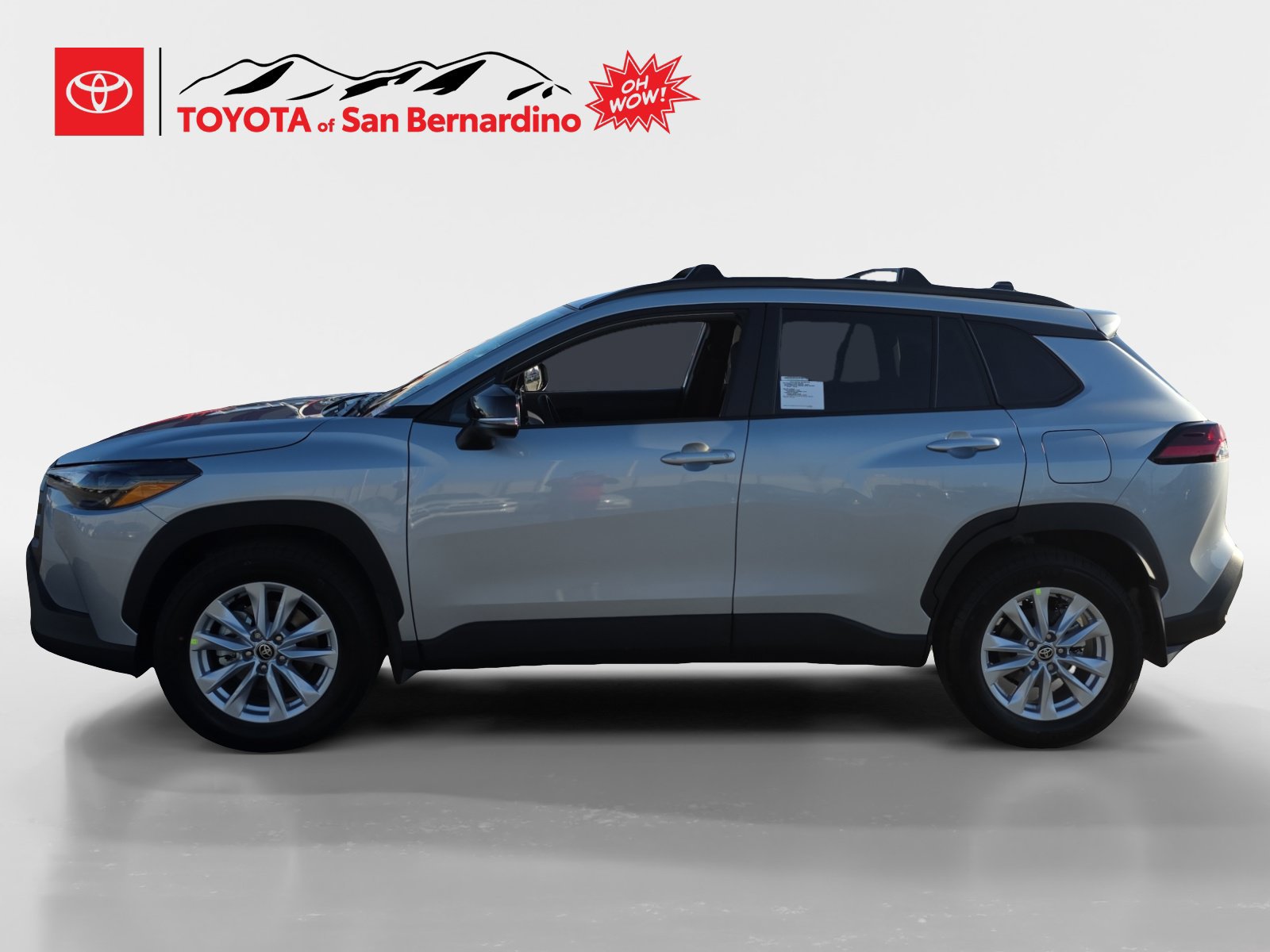 New 2026 Toyota Corolla Cross LE FWD image 2