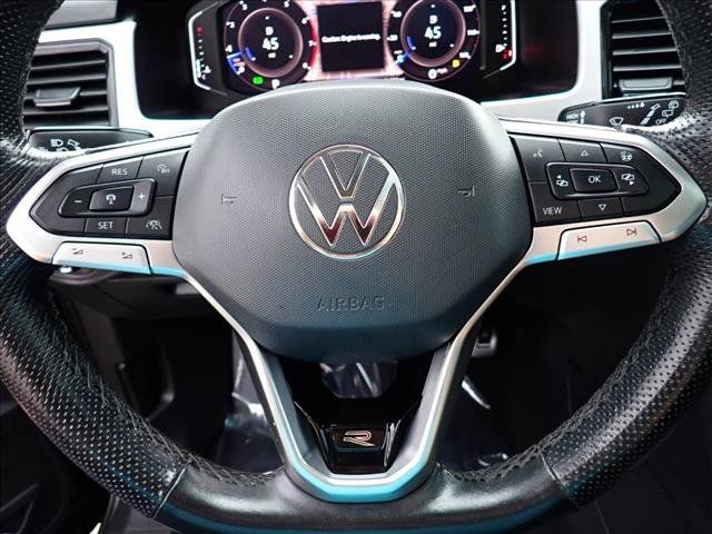 Used 2022 Volkswagen Atlas SEL R-Line AWD/4WD image 18