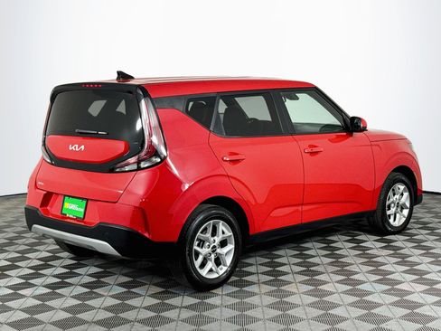 Used 2025 Kia Soul S FWD image 8