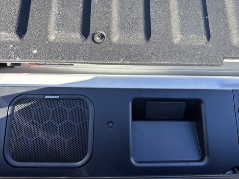 Used 2024 GMC Sierra 2500 Denali Ultimate image 35