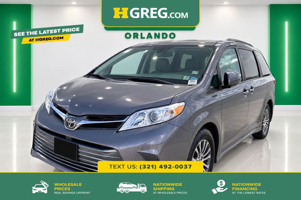 Used 2019 Toyota Sienna XLE w/ XLE Navigation Package FWD image 1