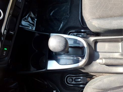 Used 2015 Honda Fit EX image 21