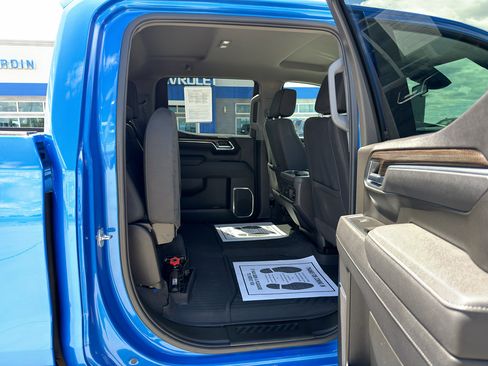 Used 2025 Chevrolet Silverado 1500 LT Trail Boss w/ Protection Package AWD/4WD image 21