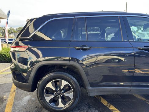 Used 2023 Jeep Grand Cherokee 4XE image 11