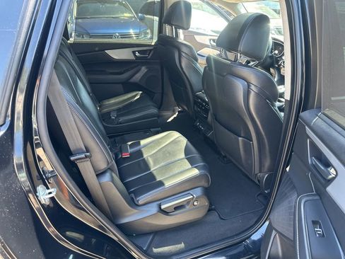 Used 2023 Acura MDX SH-AWD w/ Technology Package image 32