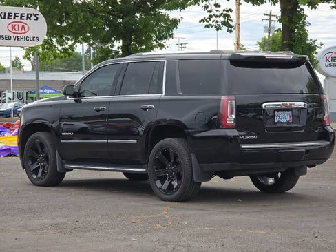 Used 2018 GMC Yukon Denali AWD/4WD image 6