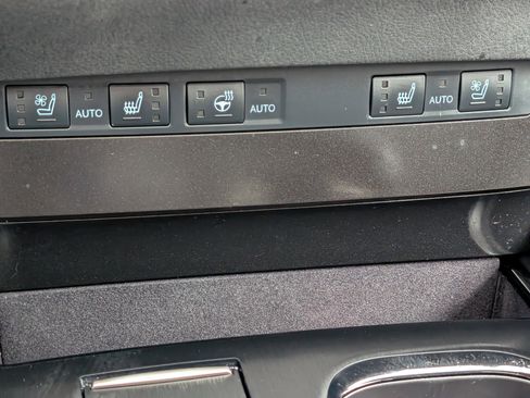 Certified 2025 Lexus ES 350 w/ Premium Package image 25