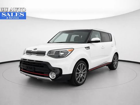 Used 2018 Kia Soul ! image 3