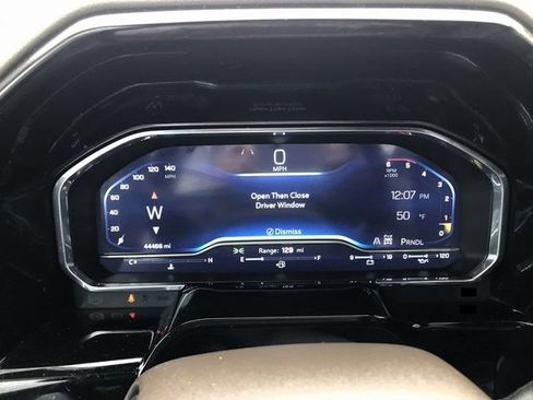 Used 2024 Chevrolet Silverado 3500 LT w/ Convenience Package image 8